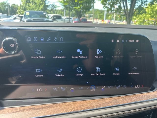 New 2026 Chevrolet Suburban High Country w/ Sun And Tow Package AWD/4WD image 31