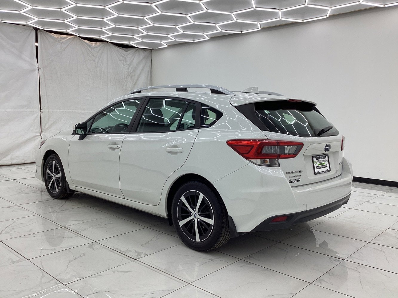 Used 2020 Subaru Impreza 2.0i Premium image 12