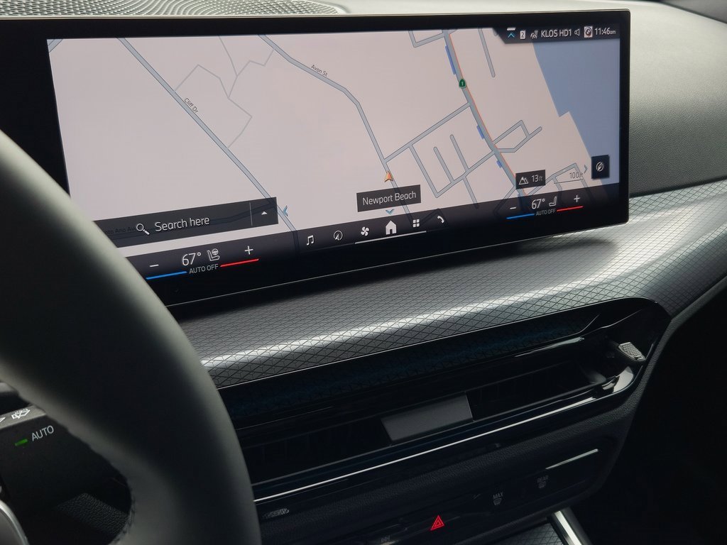 Used 2025 BMW 330i Sedan w/ Convenience Package image 16