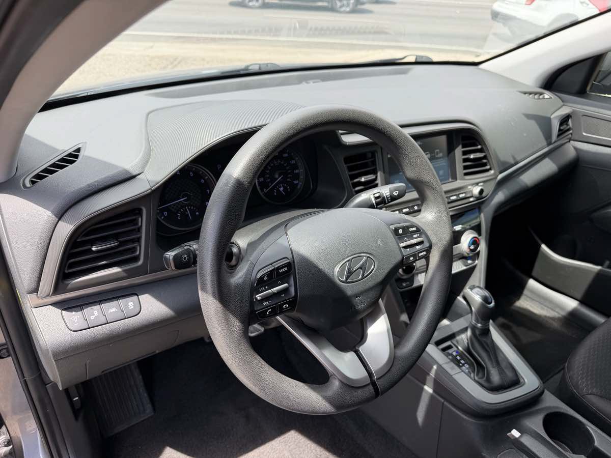Used 2019 Hyundai Elantra SEL w/ Cargo Package FWD image 7