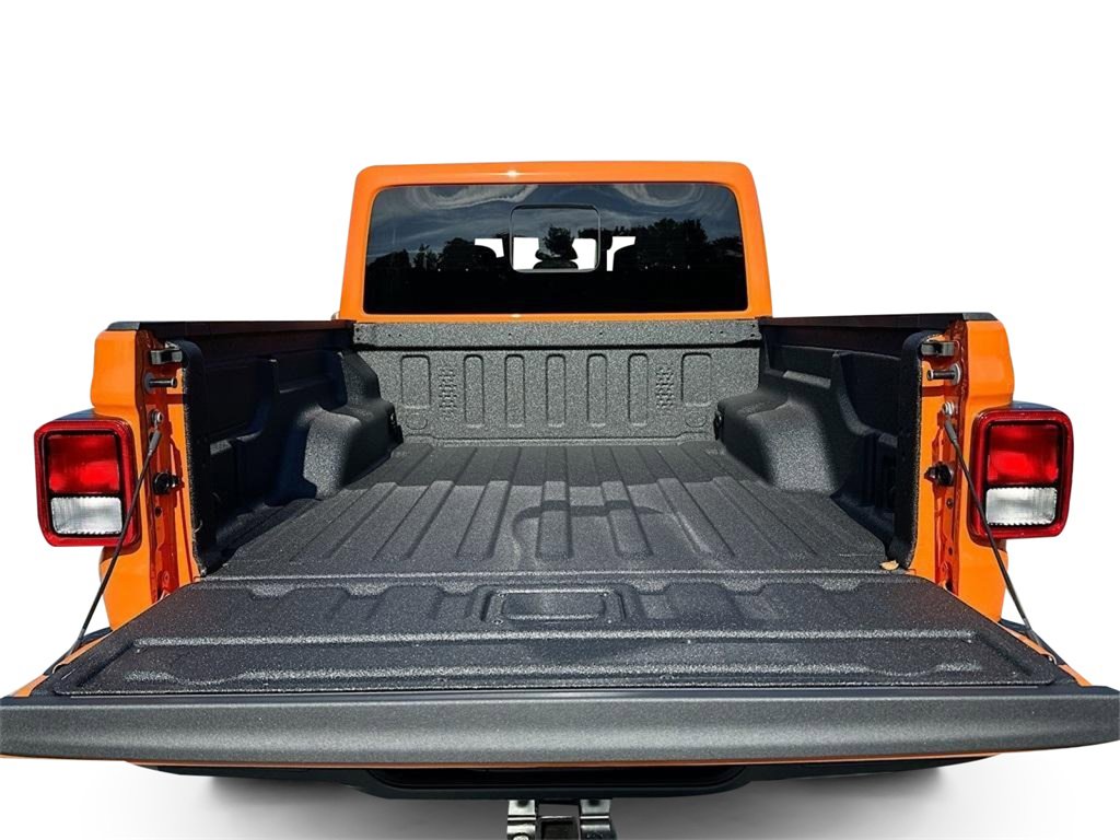 New 2025 Jeep Gladiator Sport image 25