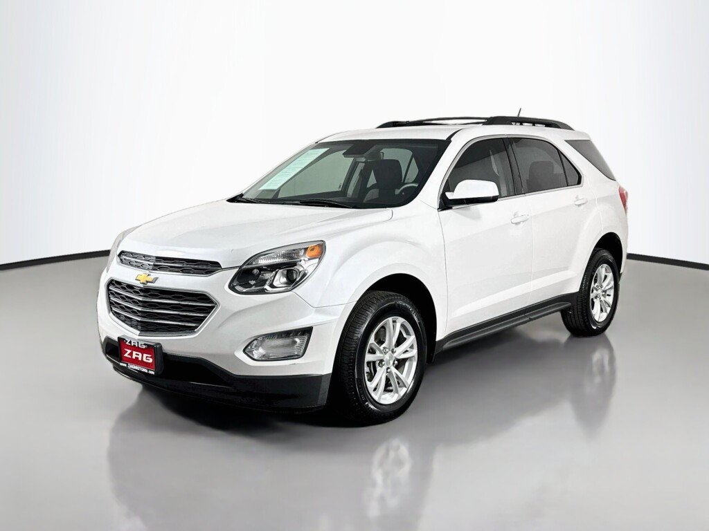 Used 2017 Chevrolet Equinox LT FWD image 1
