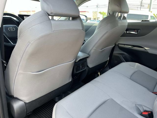 Used 2024 Toyota Venza LE image 20