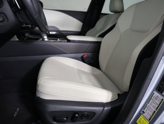 Used 2024 Lexus RX 350 FWD w/ Technology Package image 10