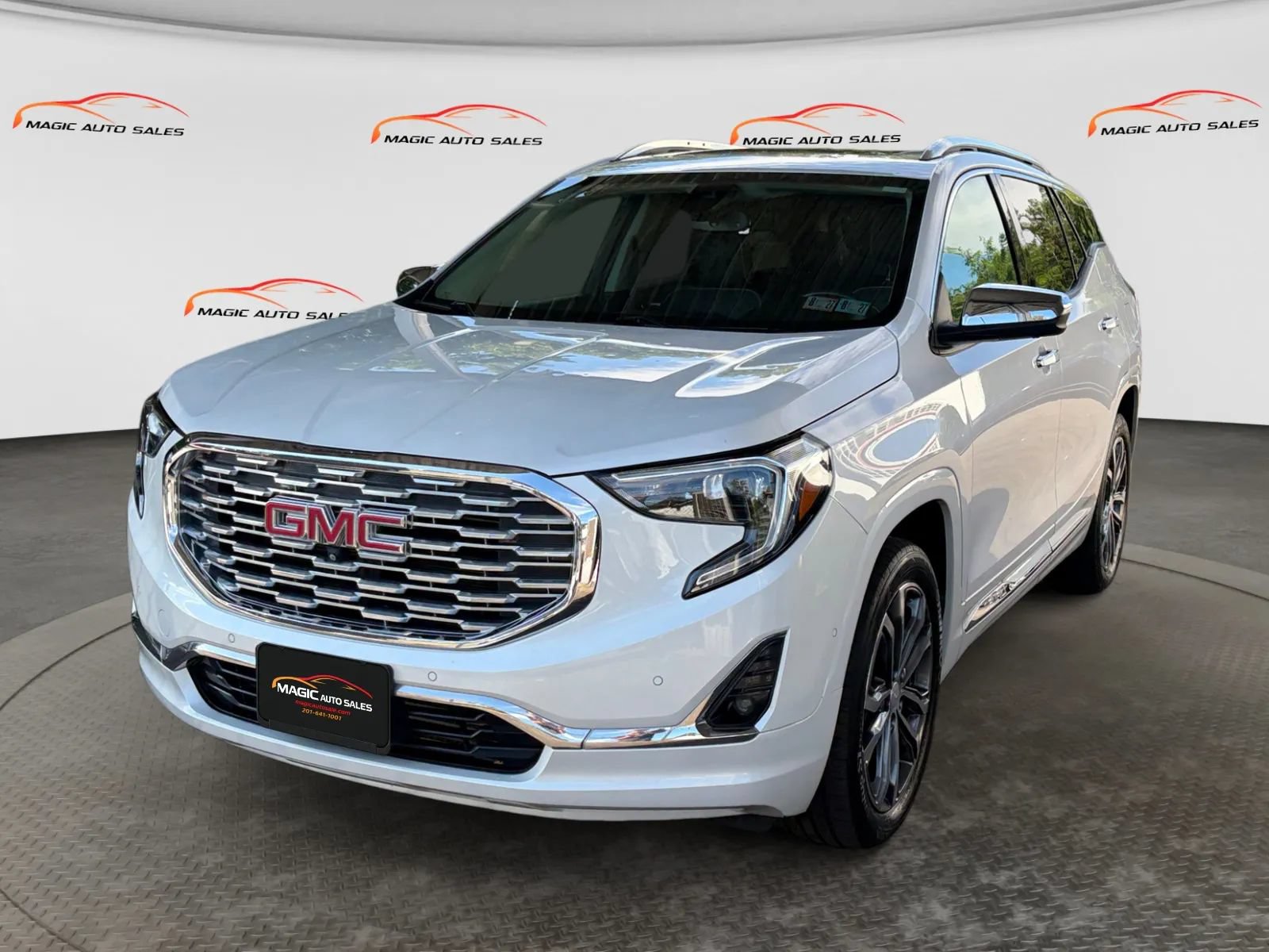 Used 2020 GMC Terrain Denali w/ Denali Premium Package