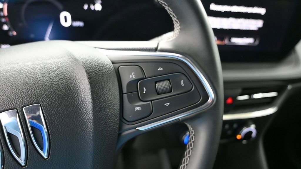 Used 2025 Buick Encore GX Preferred FWD image 28