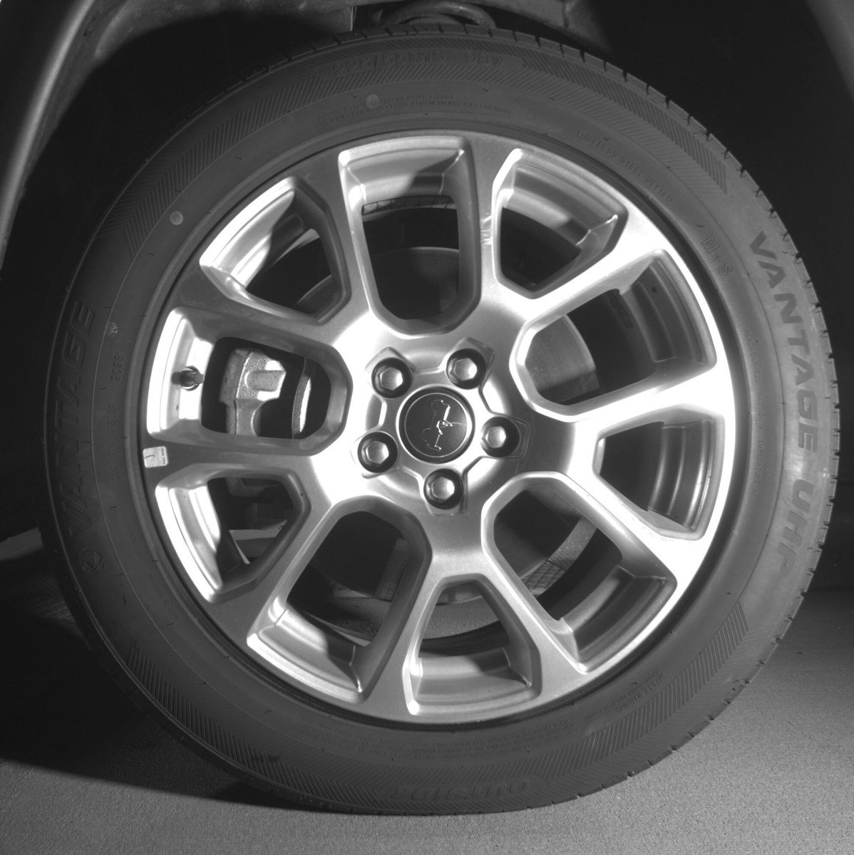 Used 2025 Jeep Compass Limited image 9