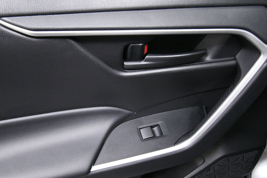 Certified 2024 Toyota RAV4 LE image 19