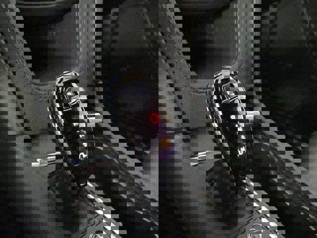 Certified 2022 Cadillac XT5 Premium Luxury image 24