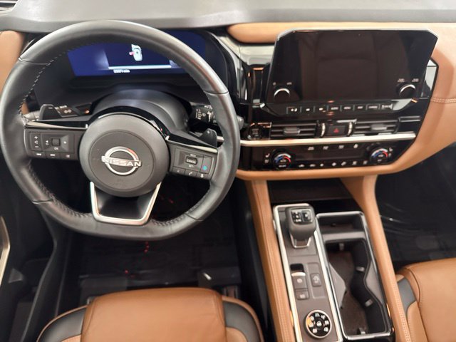 Certified 2025 Nissan Pathfinder Platinum AWD/4WD image 22