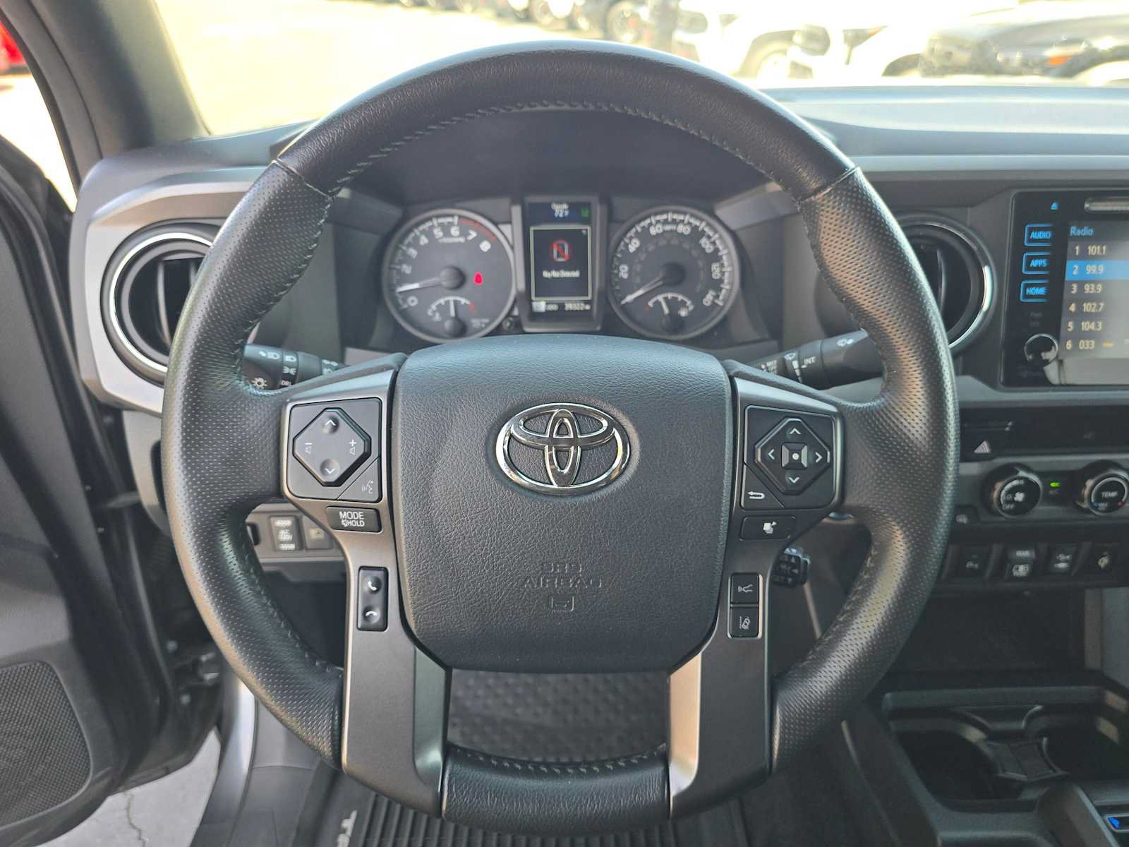 Used 2018 Toyota Tacoma TRD Off-Road w/ Technology Package AWD/4WD image 24