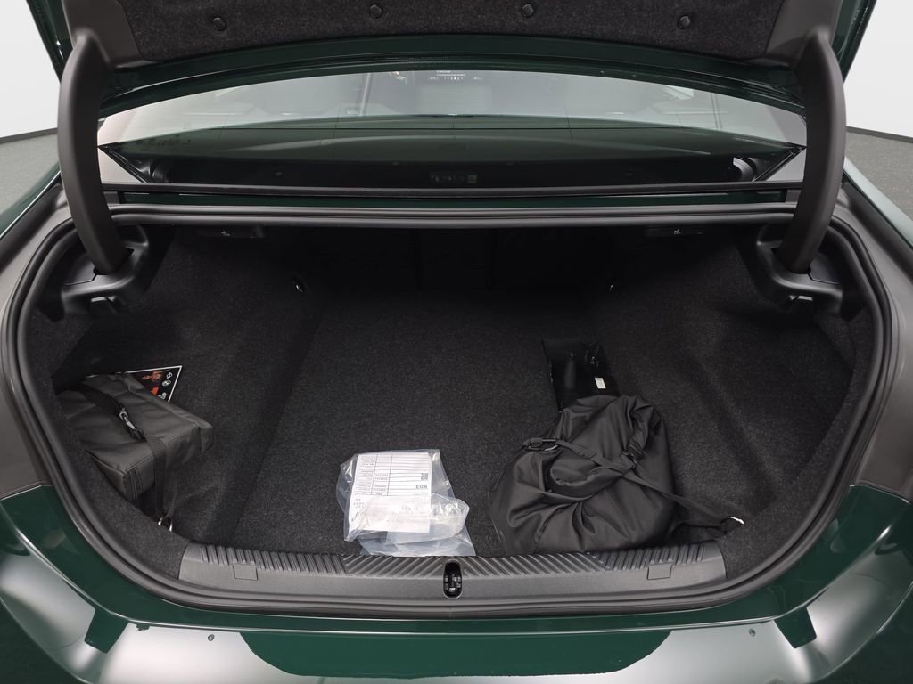 New 2026 BMW M5 image 12