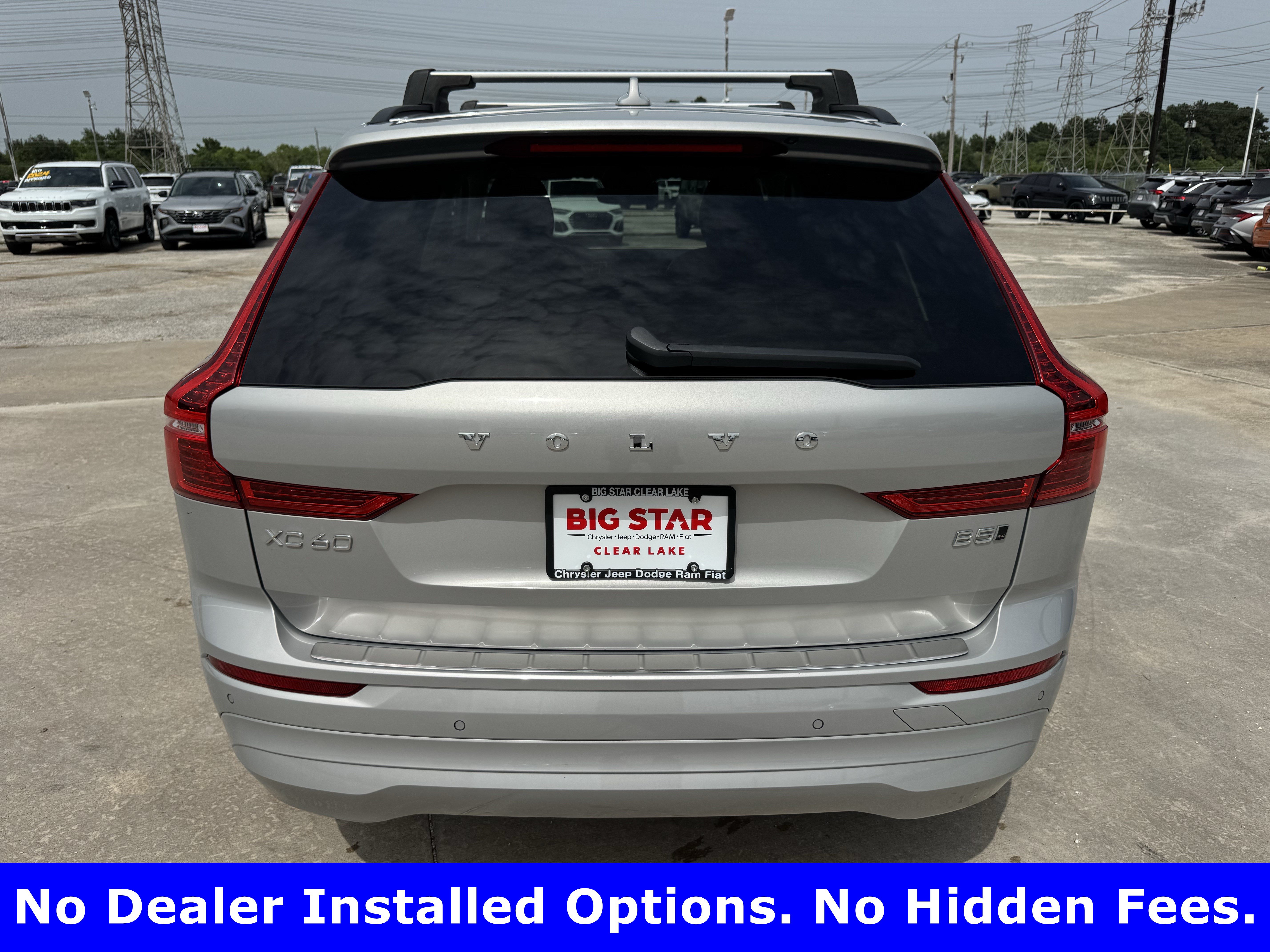 Used 2022 Volvo XC60 B5 Momentum w/ Advanced Package AWD/4WD image 7