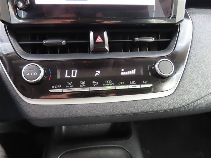 Used 2025 Toyota Corolla LE FWD image 24
