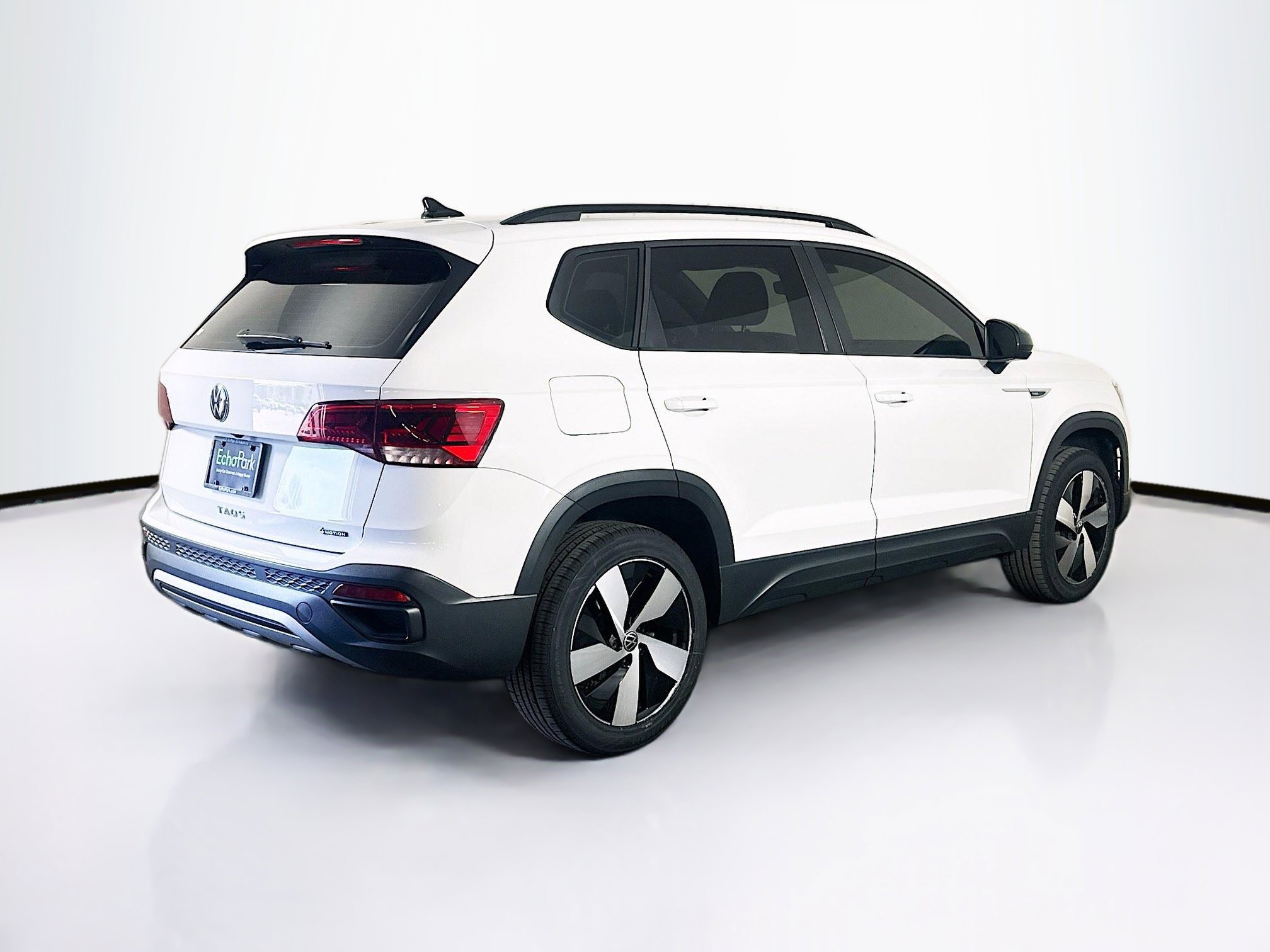 Used 2024 Volkswagen Taos S image 9