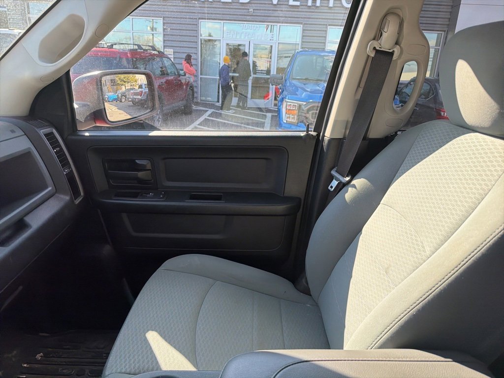 Used 2017 RAM 1500 Express w/ Express Value Package image 10