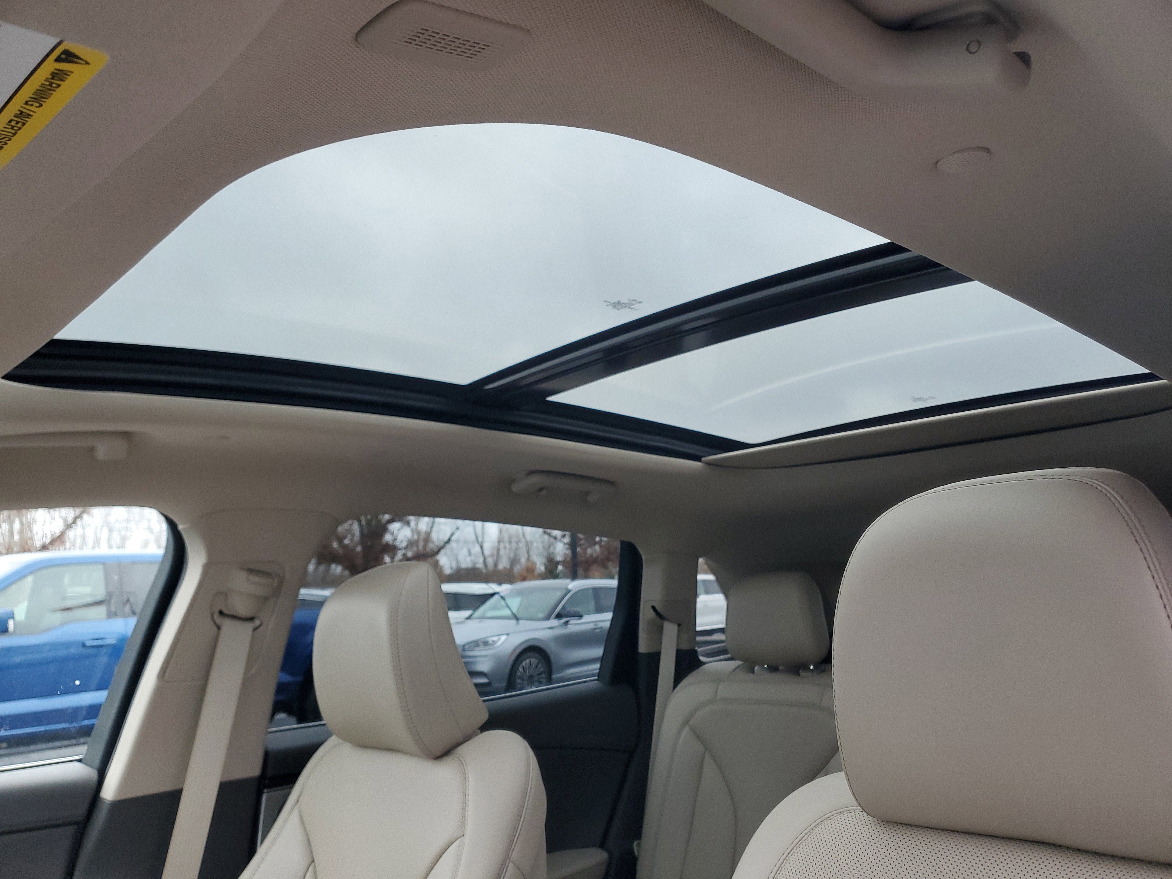 Certified 2023 Lincoln Nautilus Reserve w/ Equipment Group 202A image 11