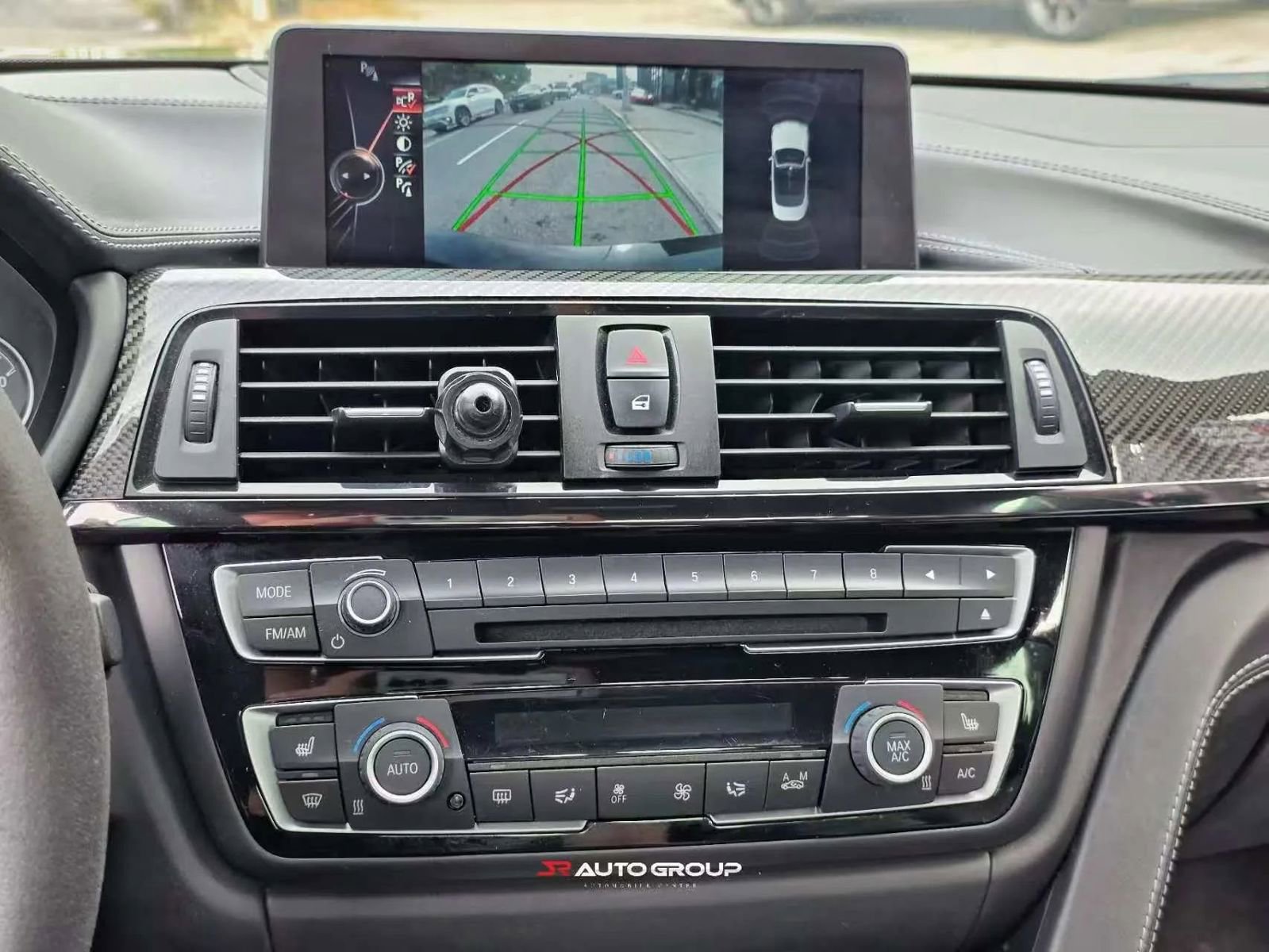 Used 2015 BMW M4 Convertible image 19