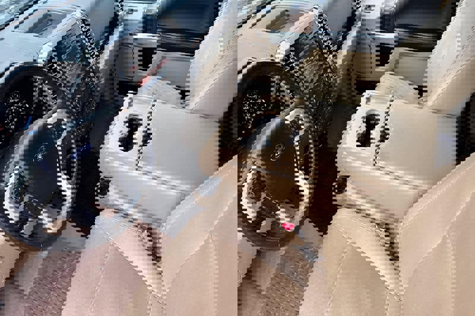 Used 2015 Ford F150 Lariat w/ Equipment Group 501A Mid image 11