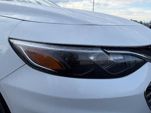 Used 2021 Chevrolet Malibu LT FWD image 9