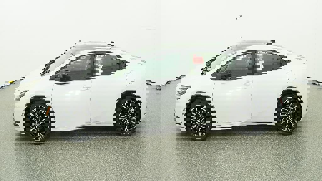 New 2026 Toyota Prius Plug-In Hybrid image 36