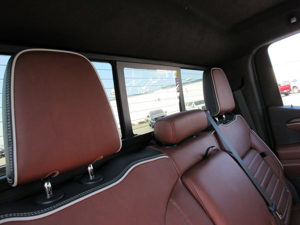Used 2024 GMC Sierra 1500 Denali Ultimate AWD/4WD image 30