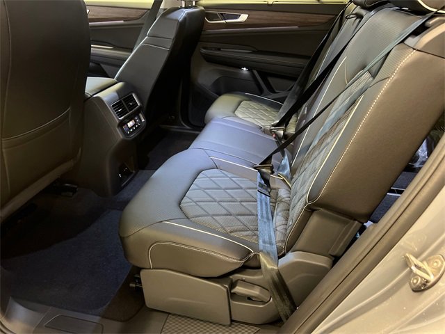 New 2026 Volkswagen Atlas SEL Premium R-Line image 10