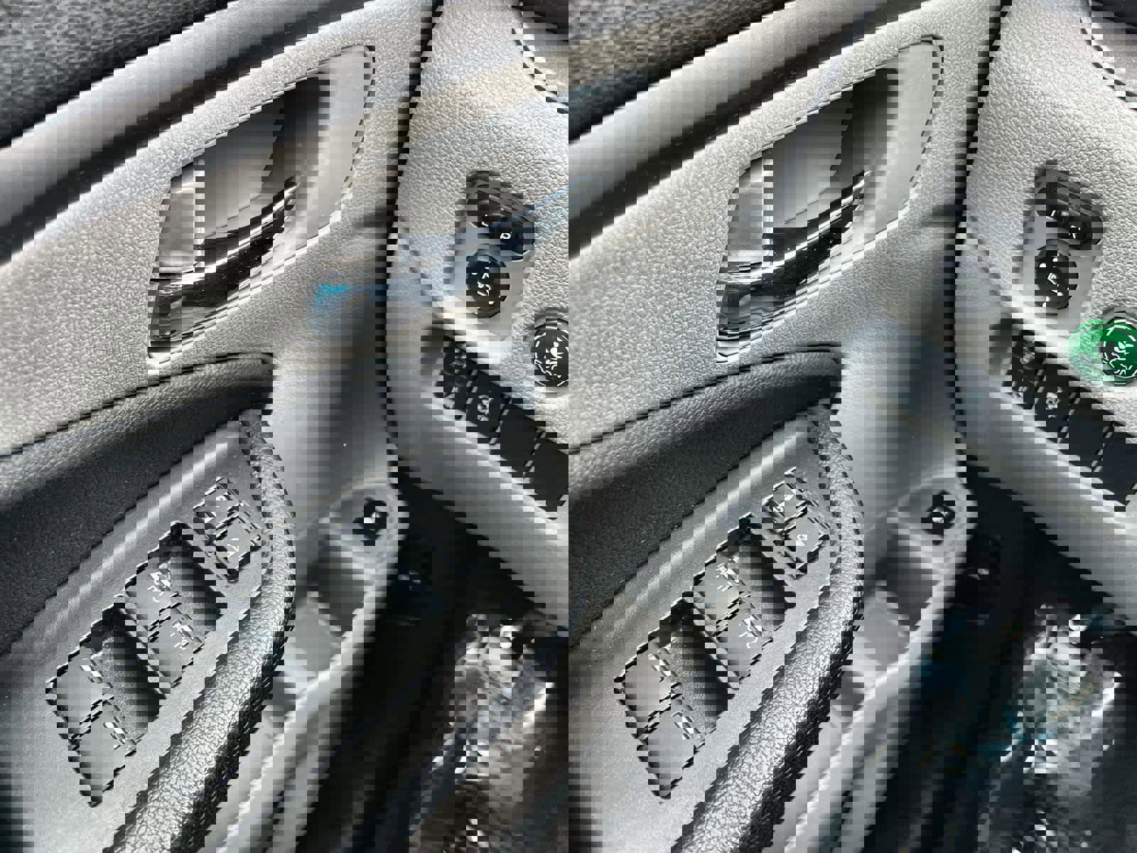 Used 2020 Honda Pilot EX image 28