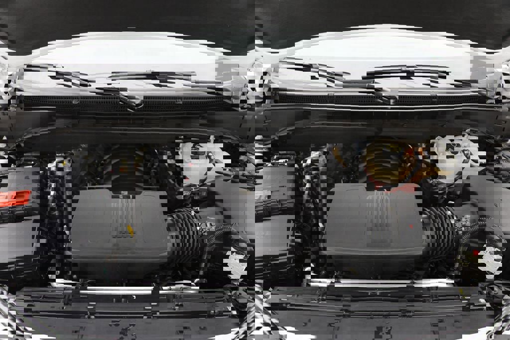 Used 2025 GMC Yukon XL Denali image 33