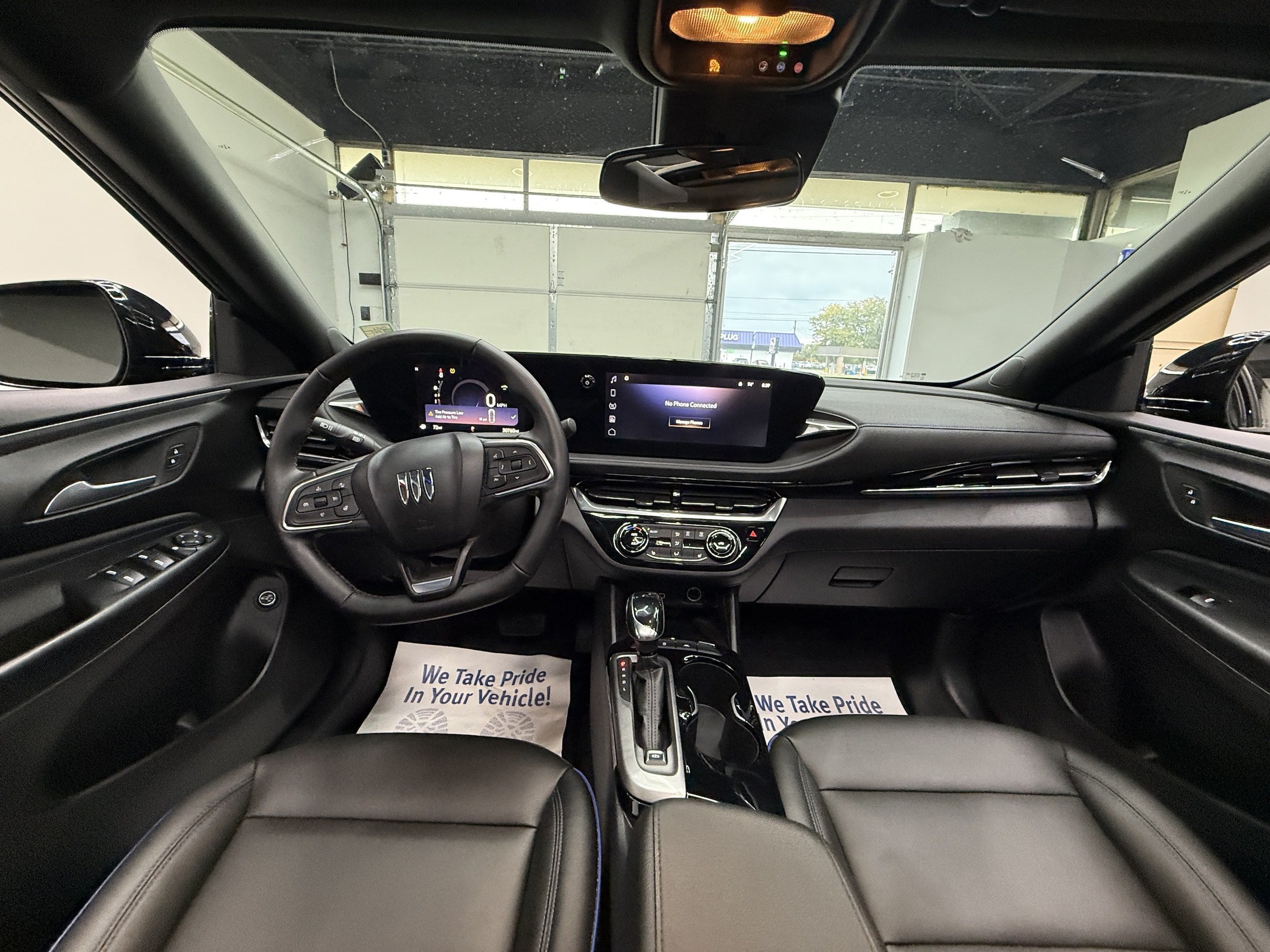 Used 2024 Buick Envista Sport Touring w/ Experience Buick Package FWD image 13
