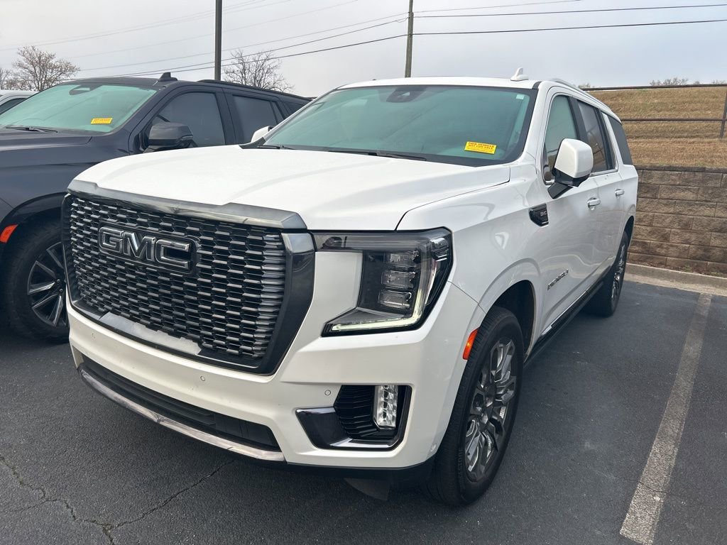 Used 2023 GMC Yukon XL Denali Ultimate AWD/4WD image 34