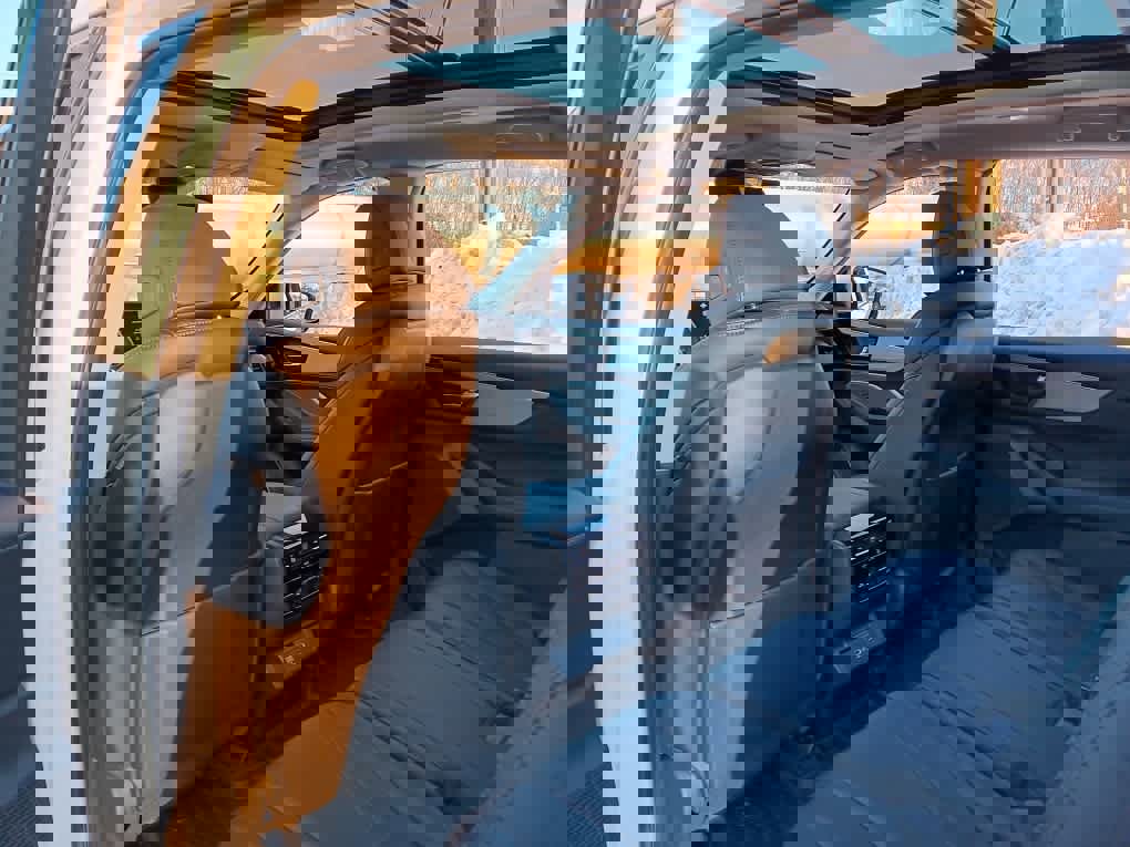 Used 2023 Acura MDX SH-AWD image 13