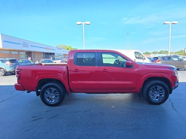 Certified 2025 Nissan Frontier SV AWD/4WD image 2