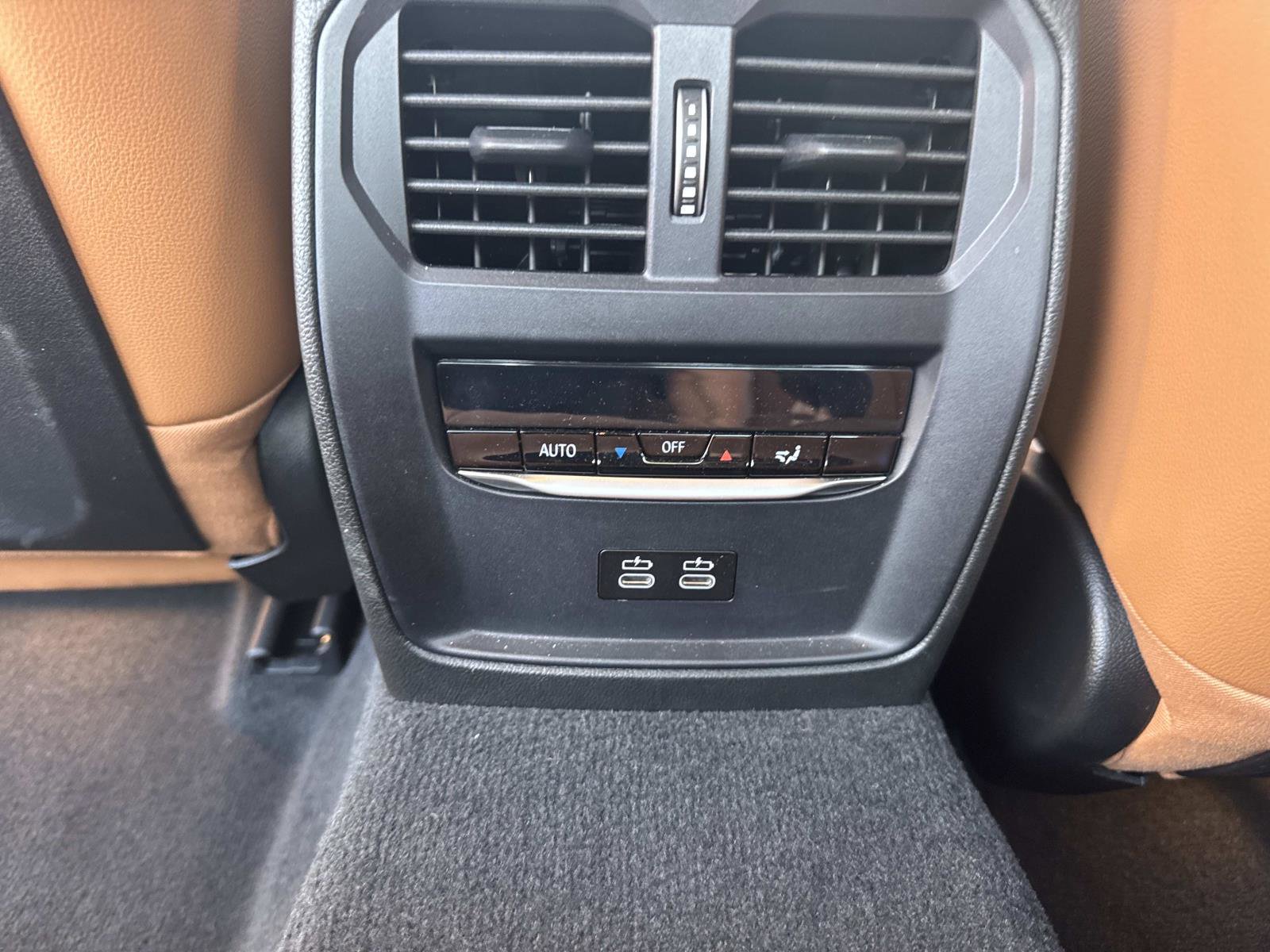 Used 2024 BMW 330e image 16