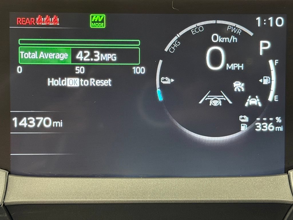 Used 2025 Toyota Prius Plug-In Hybrid FWD image 28
