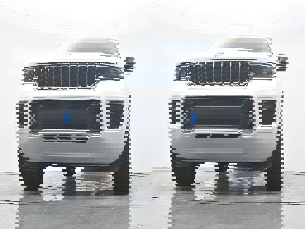 Used 2023 Jeep Grand Cherokee Overland image 27