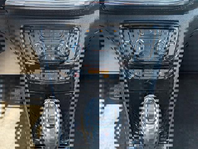 Used 2022 Buick Encore Preferred image 15