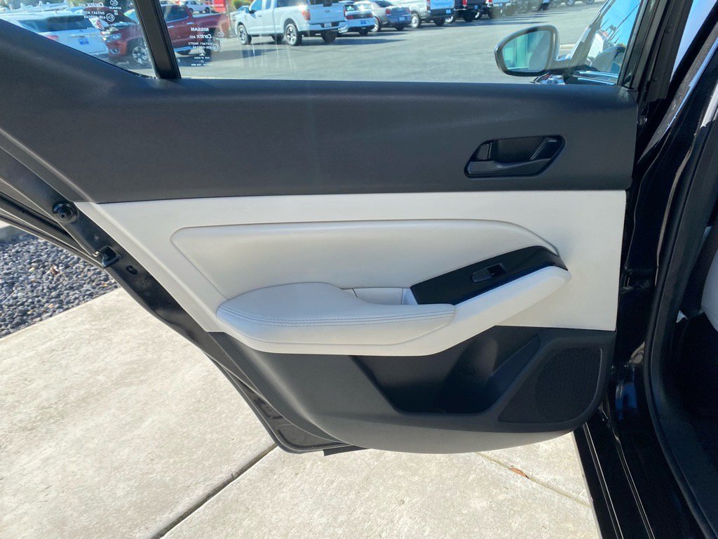 Used 2023 Nissan Altima 2.5 SV w/ SV Premium Package image 29