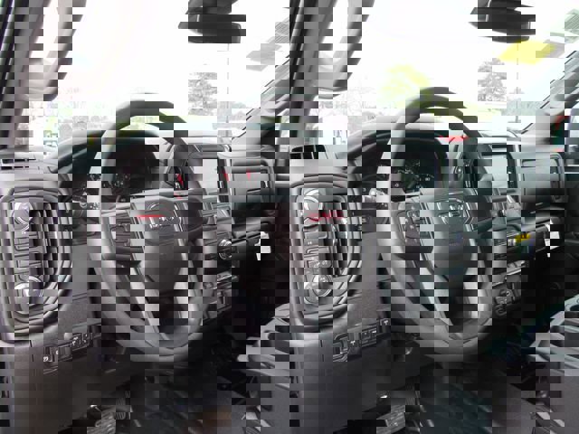 New 2026 GMC Sierra 2500 Pro w/ Convenience Package image 11