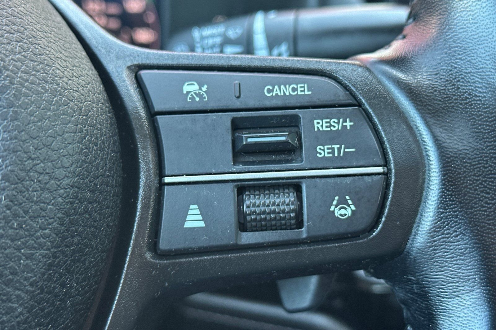 Used 2023 Honda Accord EX-L image 25