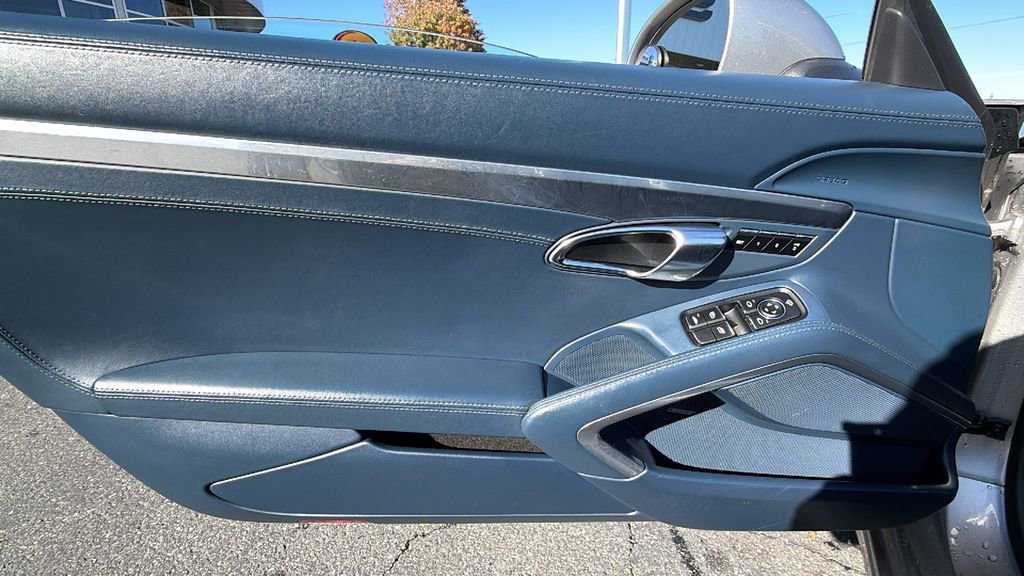 Used 2013 Porsche 911 Carrera S image 17