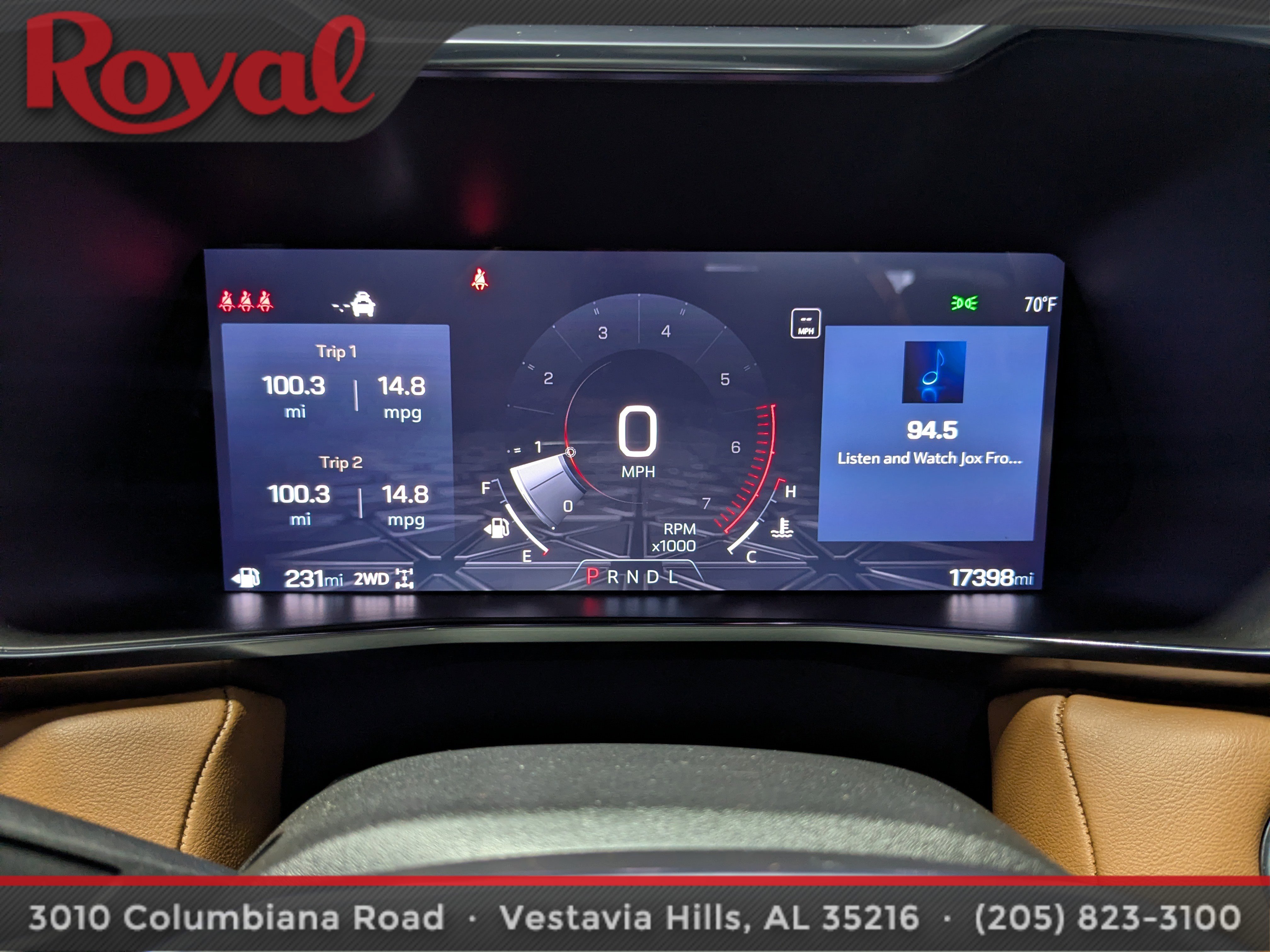 Used 2024 GMC Canyon AT4 w/ Technology Package image 16