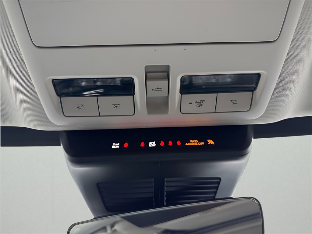 Used 2025 MAZDA CX-90 3.3 Turbo w/ Preferred Package image 33