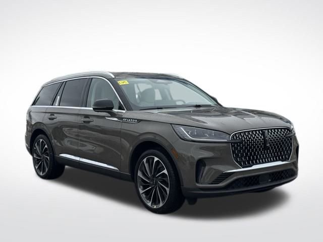 New 2026 Lincoln Aviator Reserve image 4