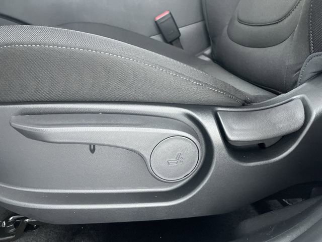 New 2026 Hyundai Tucson SE image 33