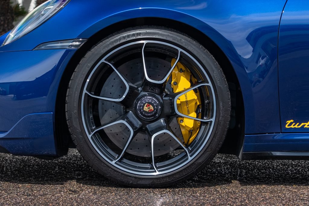 Used 2023 Porsche 911 Turbo AWD/4WD image 7