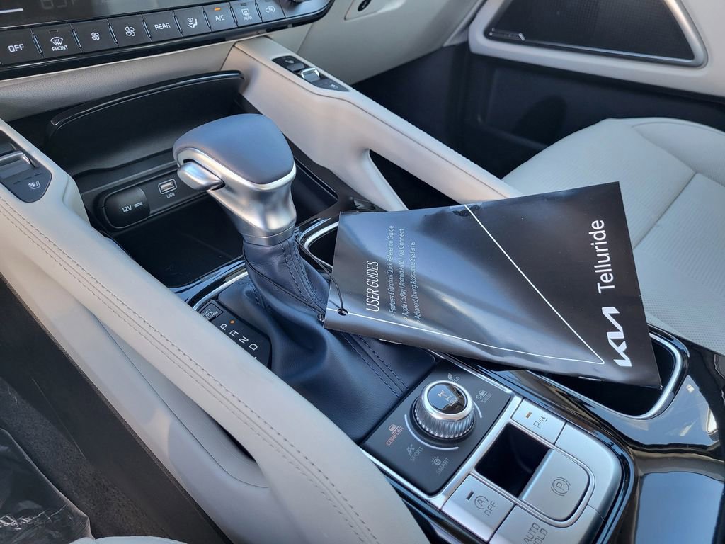 New 2025 Kia Telluride EX image 24