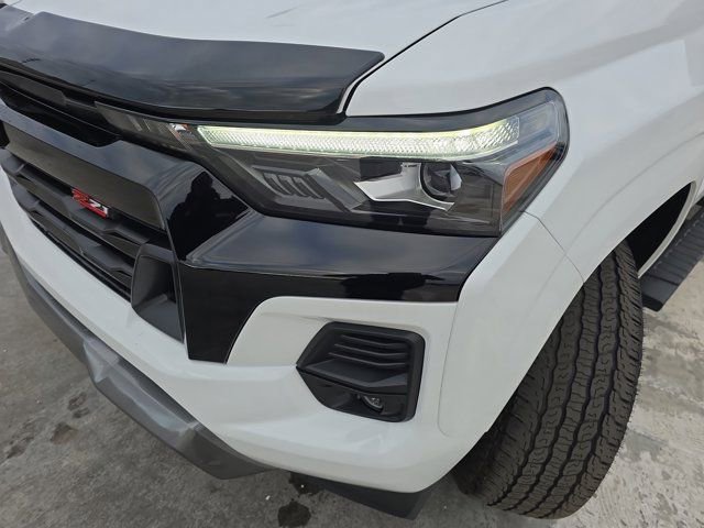 Used 2024 Chevrolet Colorado Z71 w/ Z71 Convenience Package 2 image 27