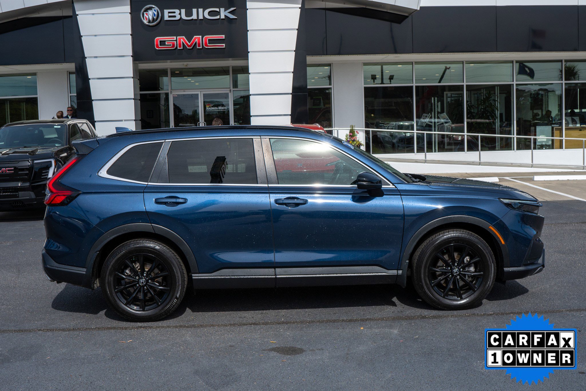 Used 2024 Honda CR-V Sport-L image 2