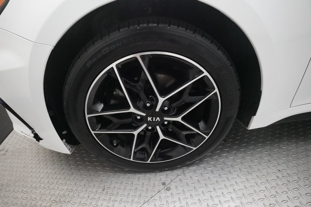 Used 2020 Kia Optima SE FWD image 26